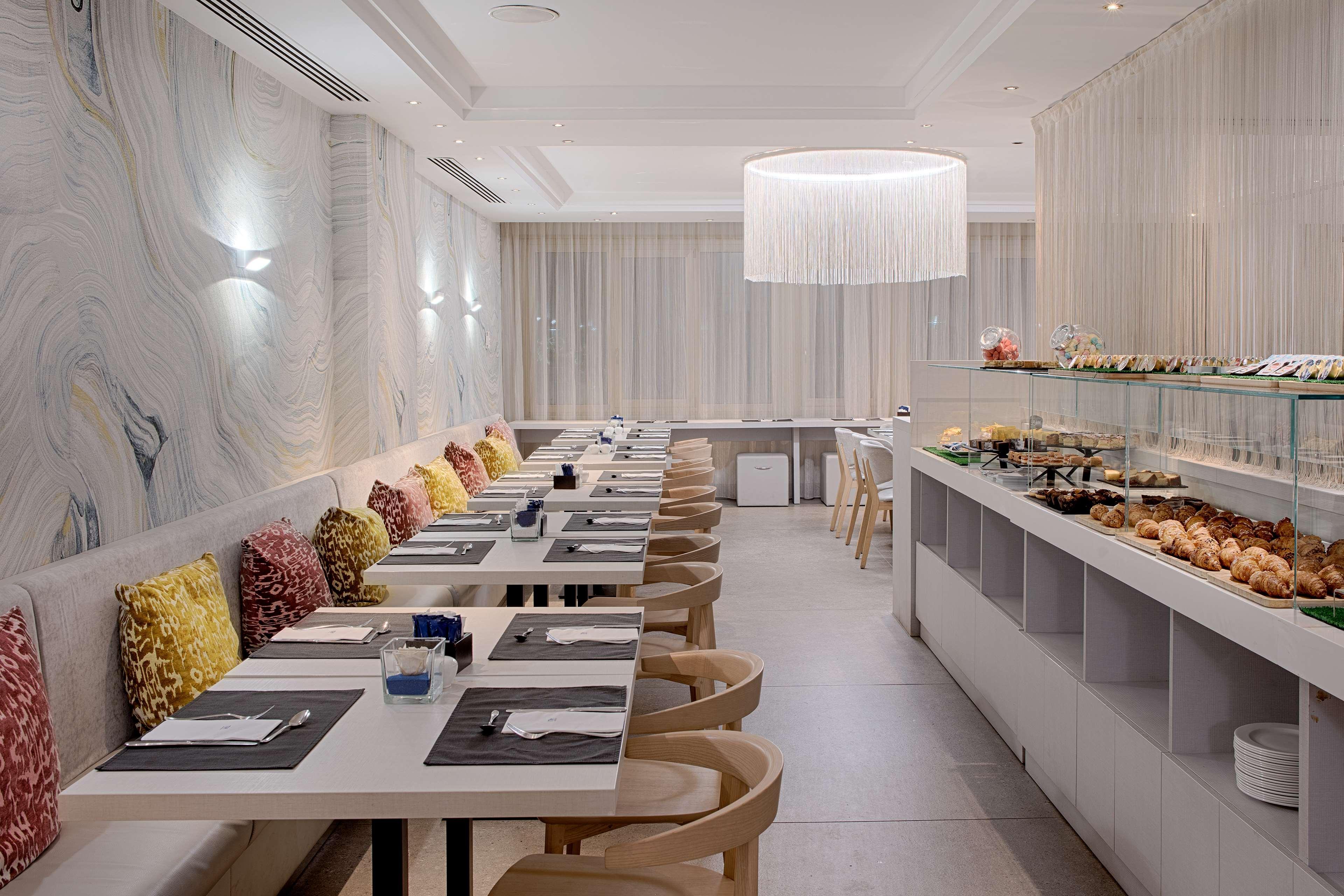 Nh Centro Hotel 4*
