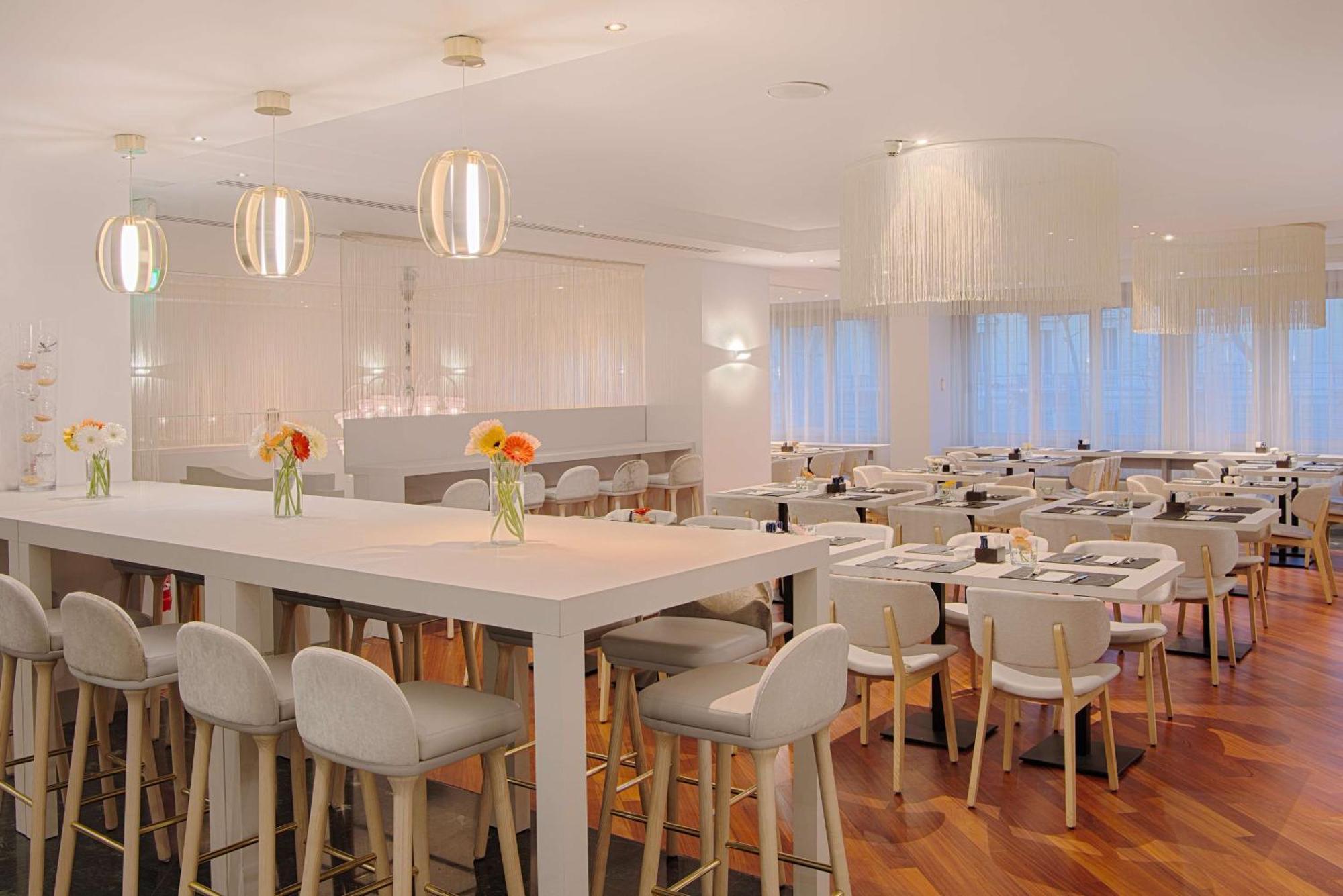 Nh Centro Hotel 4*