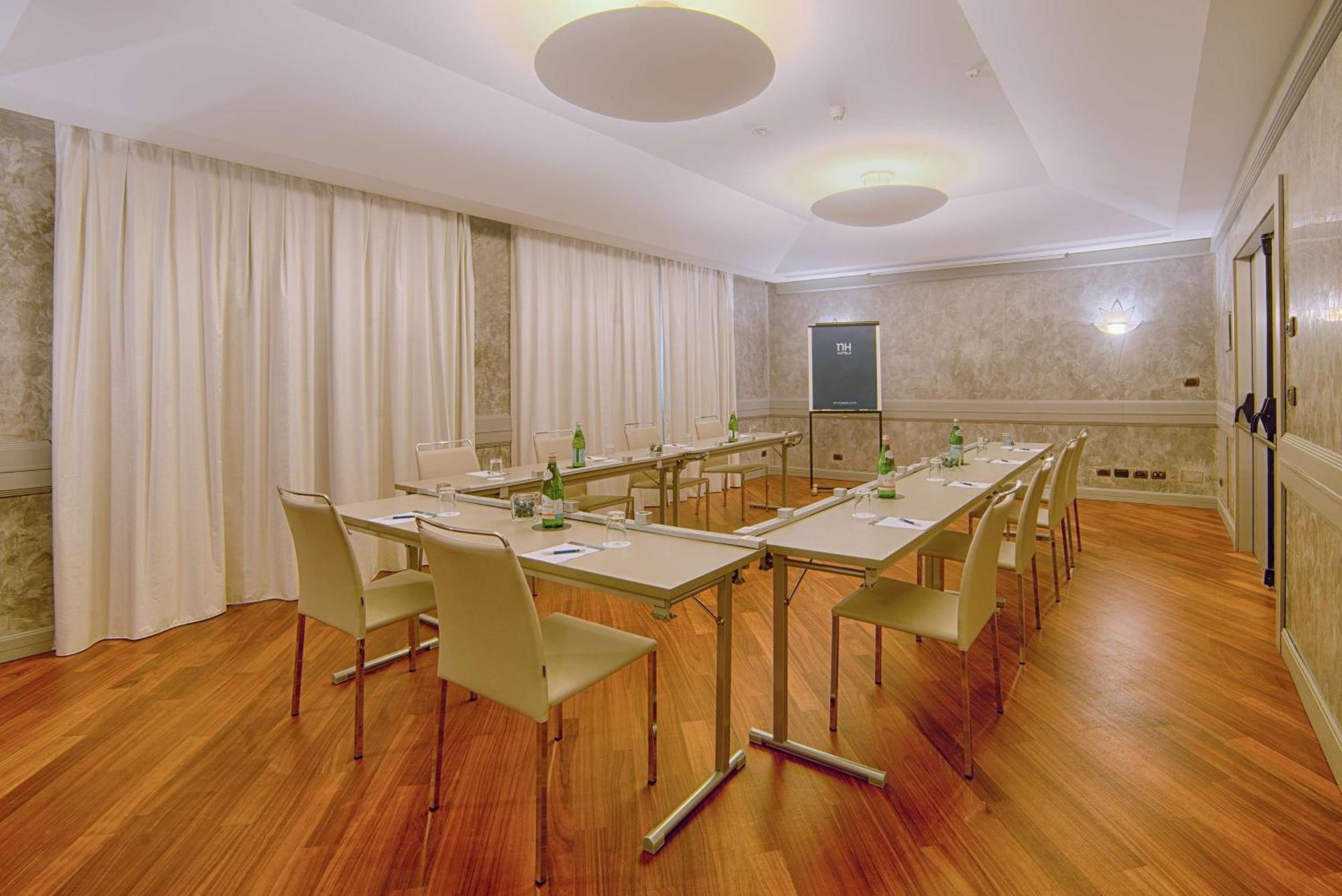 Hotel Nh Centro
