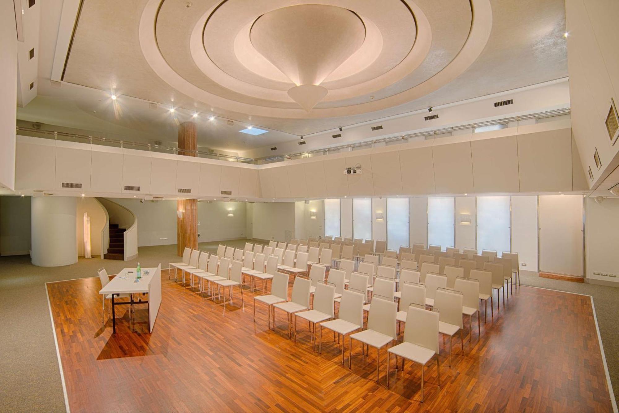 Nh Centro 4*