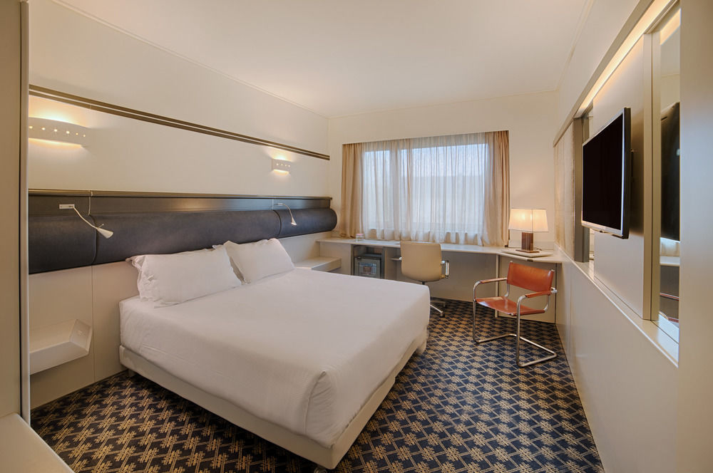 Nh Centro Hotel