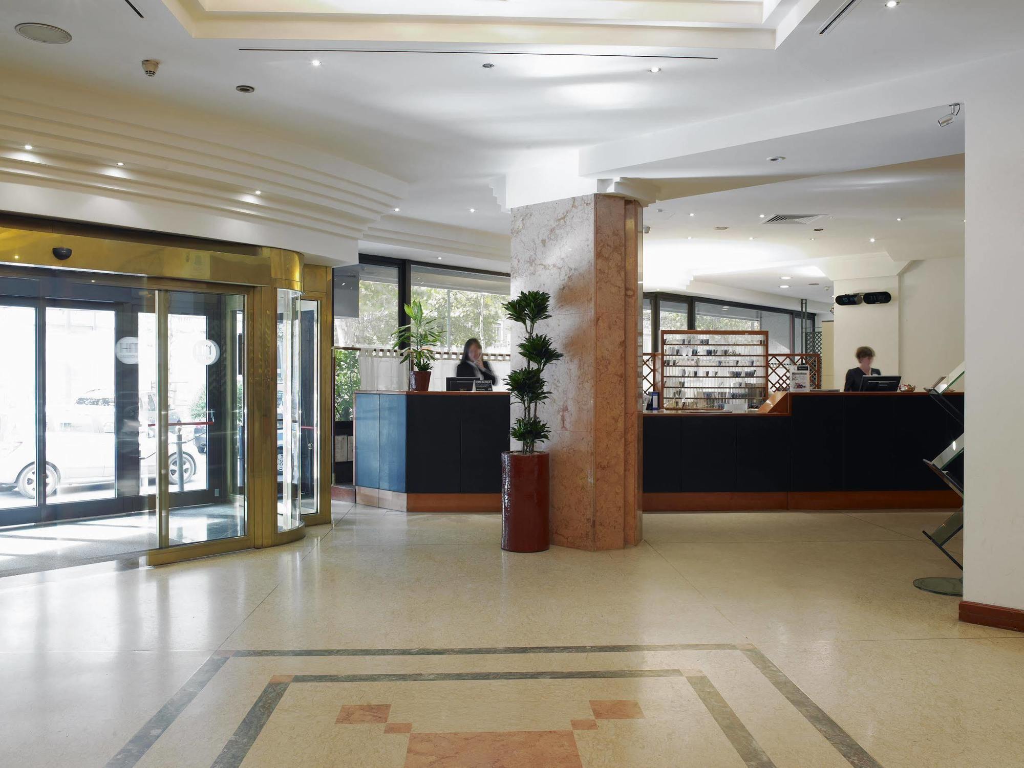 Hotel Nh Centro 4*